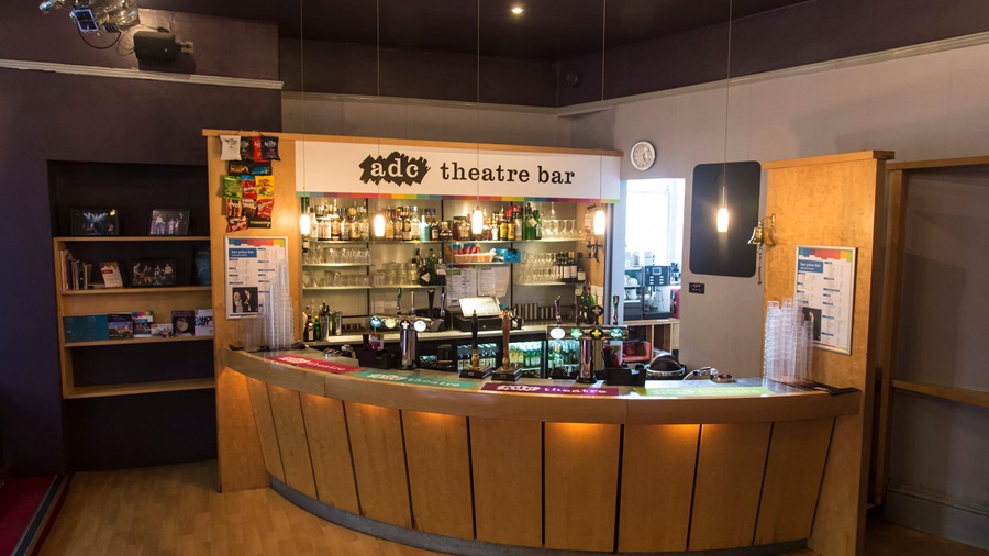 Bar (Photo: Rob Eager)