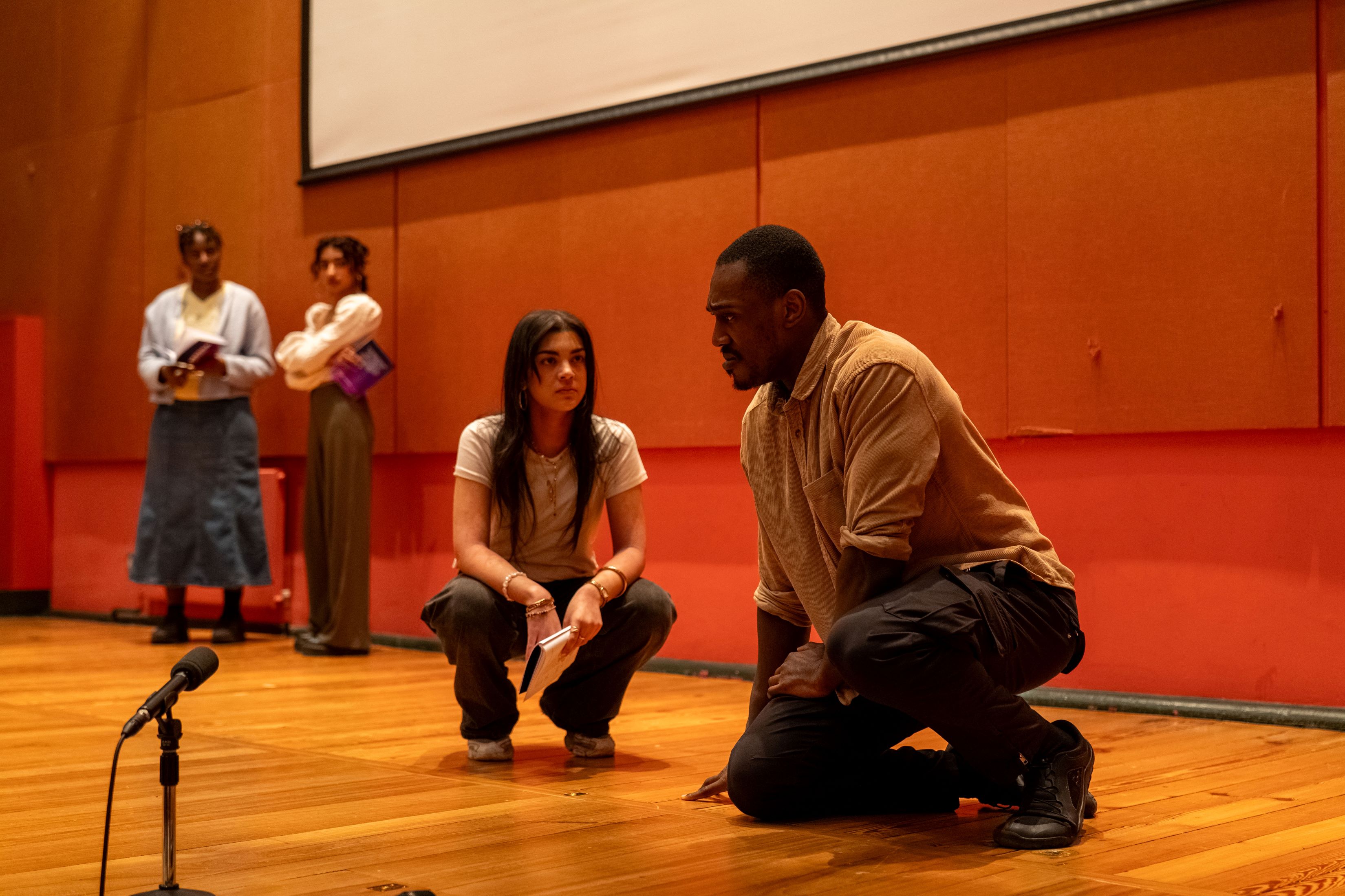 Chorus members Jemima Ajayi and Nina Koshy rehearse with Mina Strevens (Medea) and Will Atiomo (Jason) at Pembroke College Theatre